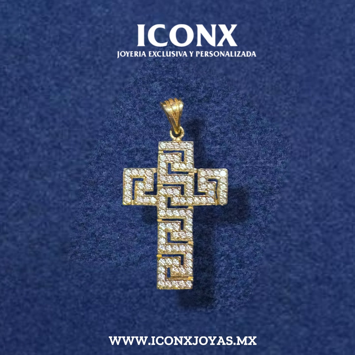Cruz con Diamantes