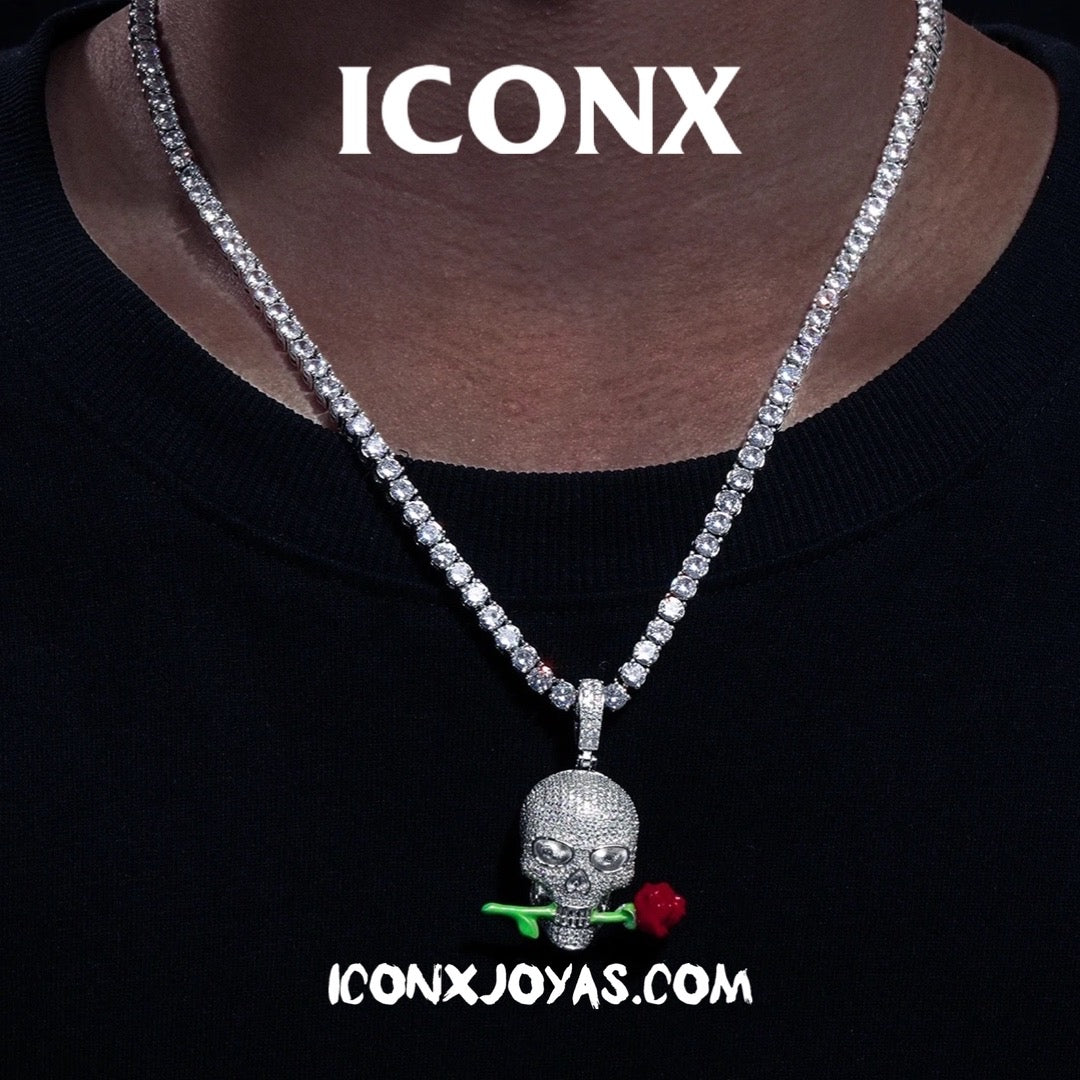SKULL ROSE DIJE DIAMANTES